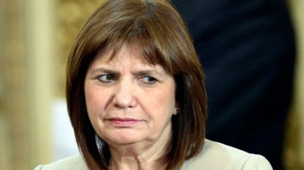 Fake news: Patricia Bullrich publicó una foto vieja de Fabiola Yañez para criticar el toque de queda