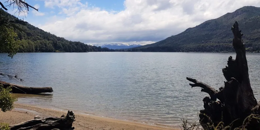 El lago Gutierrez, un entorno único en nuestra ciudad / Foto archivo 