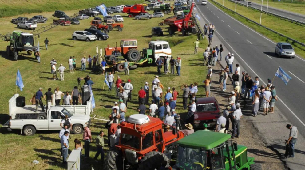El paro del campo continúa pese a la marcha atrás del Gobierno