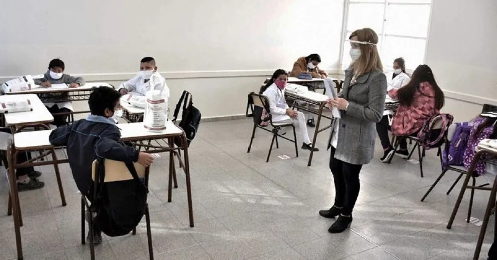 ¿Cómo quedó definida la vuelta a clases en Río Negro?