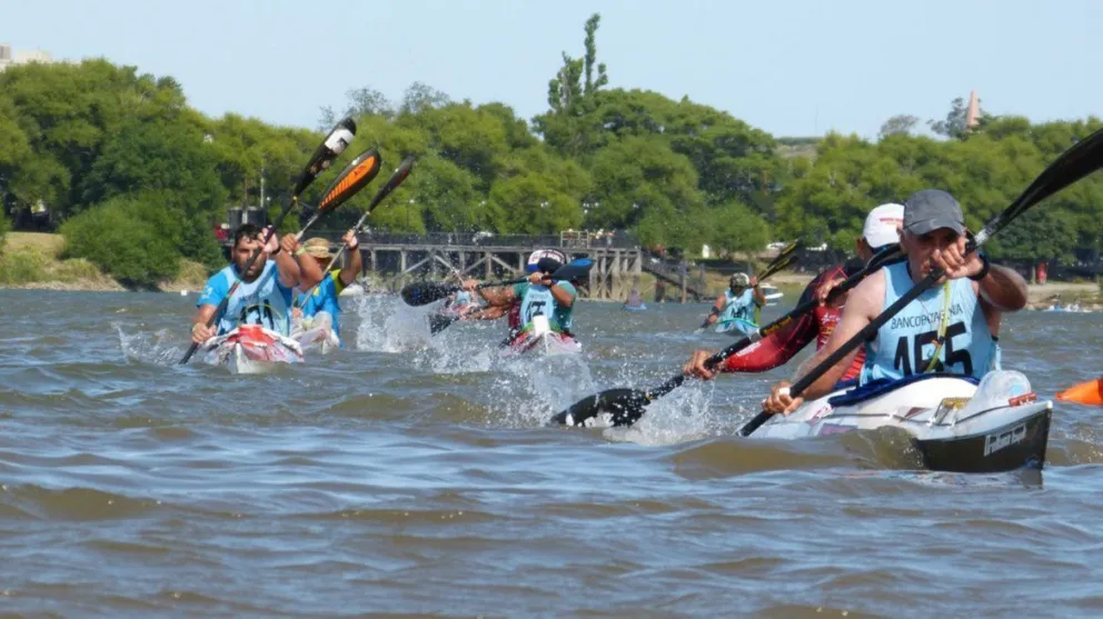 Regata del río Negro: 104 botes y 168 palistas formarán parte de la edición XLV