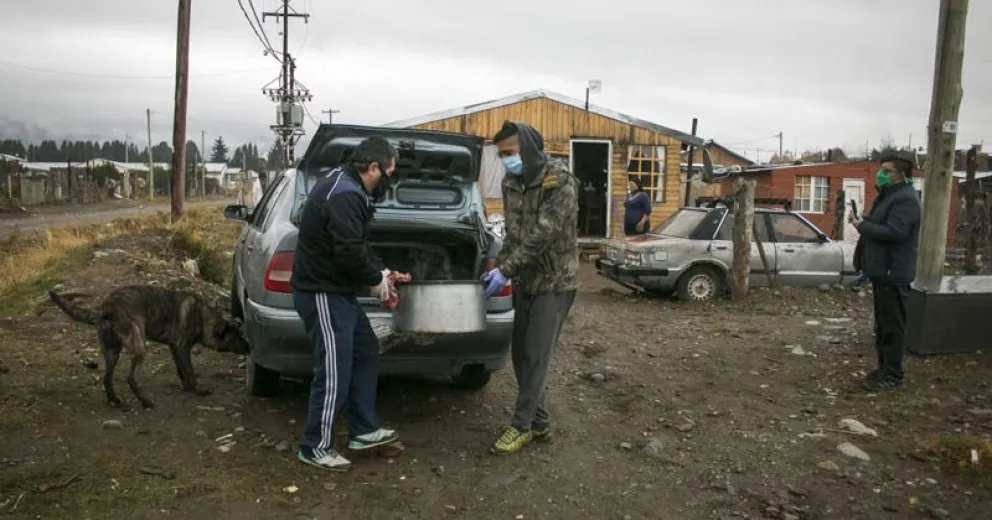 Vecinos del barrio Nahuel Hue están cansados de la falta de agua