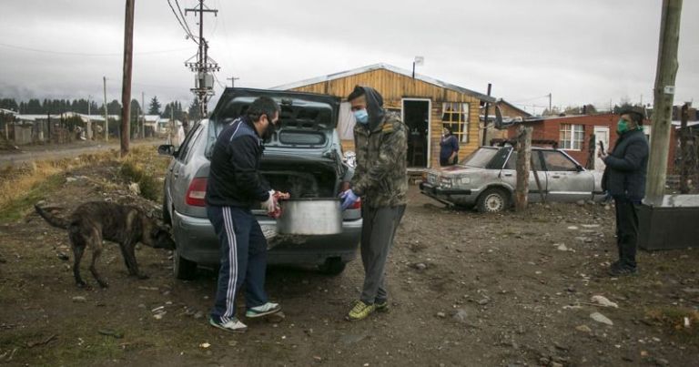 Vecinos del barrio Nahuel Hue están cansados de la falta de agua ...