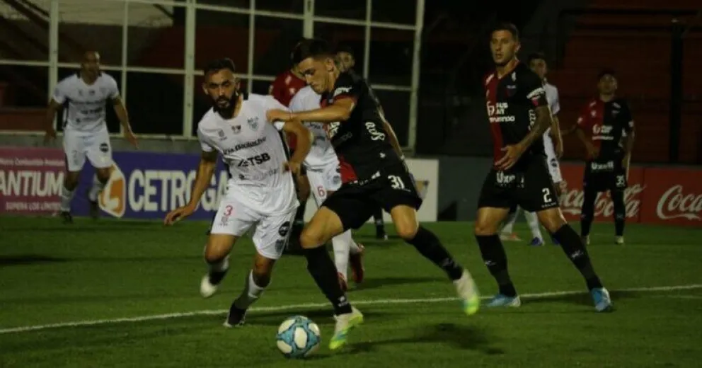 Copa Argentina: Cipolletti hizo un gran partido pero no pudo con Colón