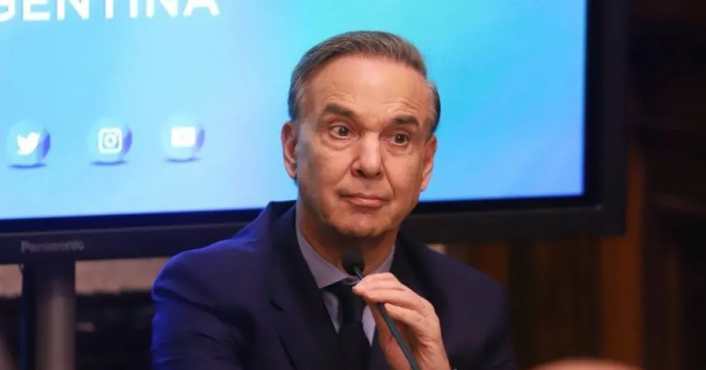El exabrupto de Pichetto: “me da por las pelotas el relato K”