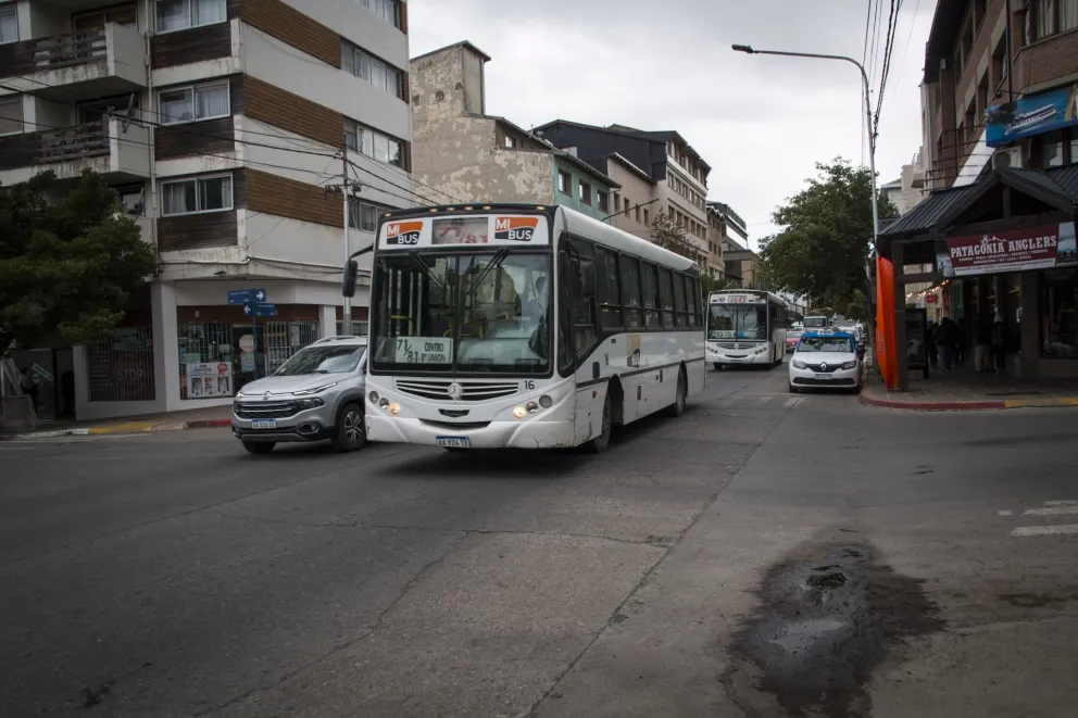 Analizan pedido para llevar el boleto de colectivo a $94