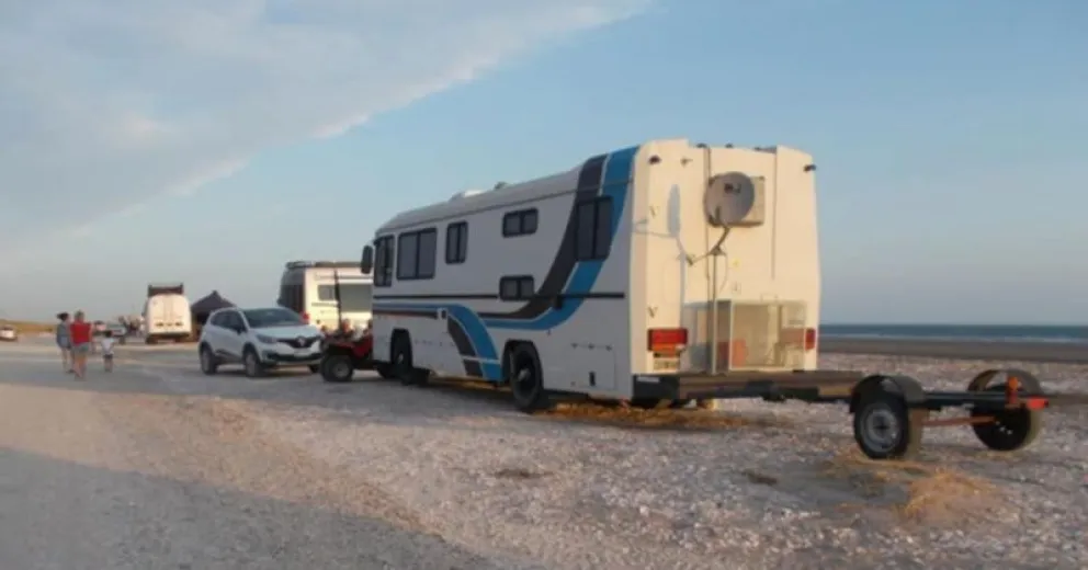 Hay que pagar para acampar en el Puerto de San Antonio