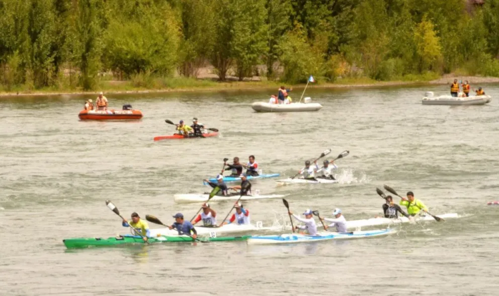 Las postales de la primera etapa de la Regata del río Negro