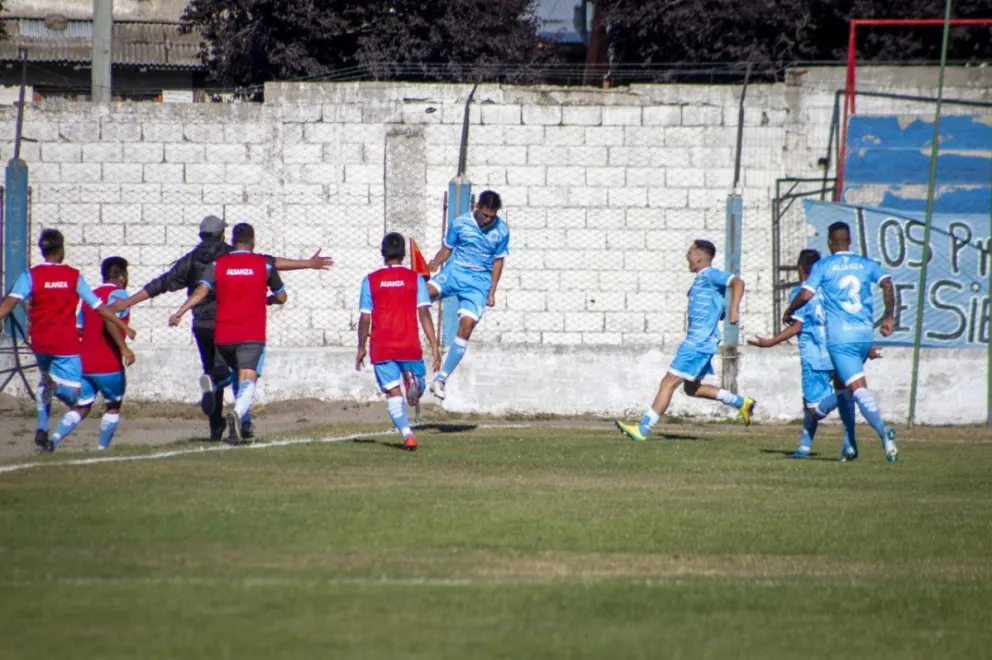 Kevin Cortés lo mejor de Alianza