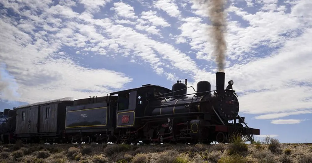 La "Trochita" vuelve con su mágica excursión que encanta a turistas y residentes