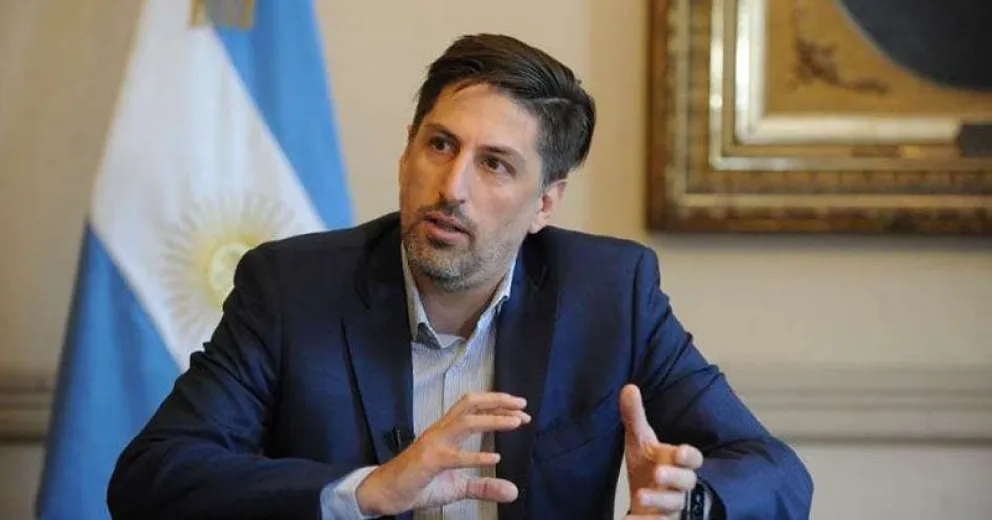 Para Trotta la vacuna no es condición indispensable para volver a las aulas