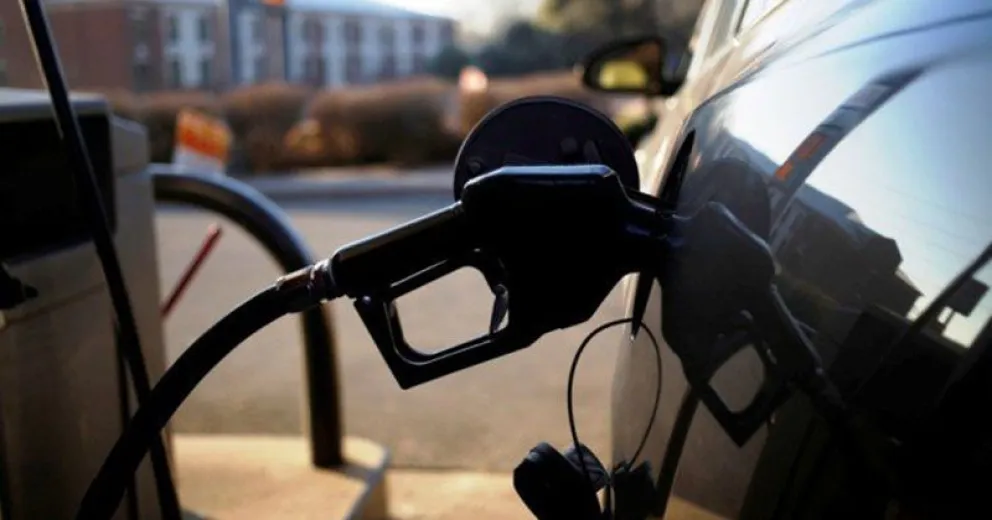 Postergan hasta el 12 de marzo la suba en el impuesto a los combustibles