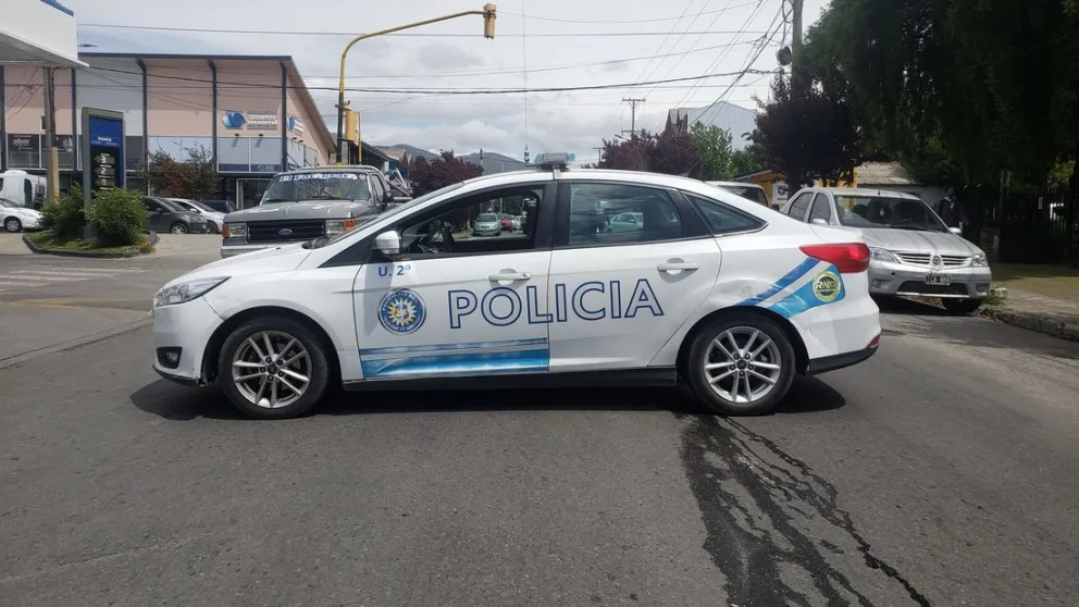 Marche presa: una mujer insultó y agredió a efectivos policiales en un procedimiento