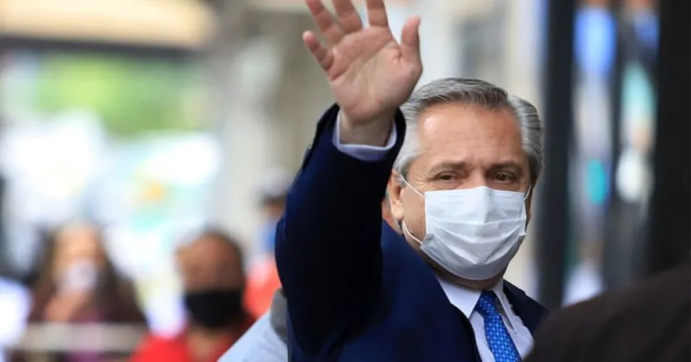 Fernández extendió el distanciamiento social hasta el 28 de febrero y con clases presenciales