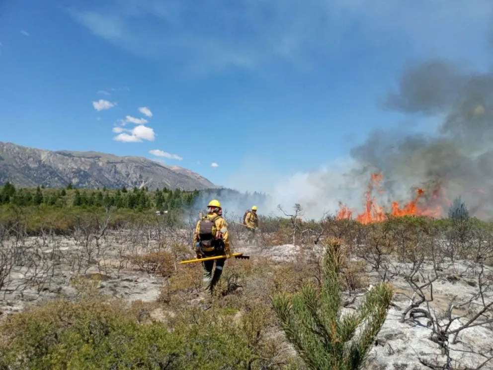La mayoría de las familias damnificadas por los incendios en El Bolsón ya volvió a sus hogares