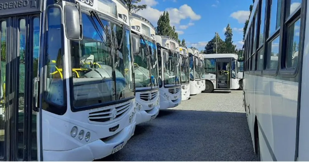 Delegado de los choferes dijo que hay incertidumbre sobre la continuidad de Mi Bus