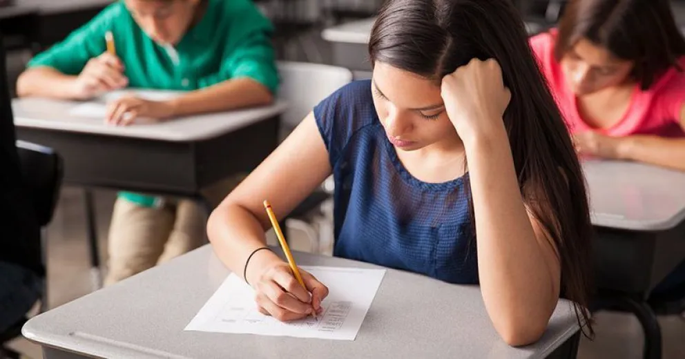 Presentan proyecto para crear licencia por “día menstrual” para estudiantes