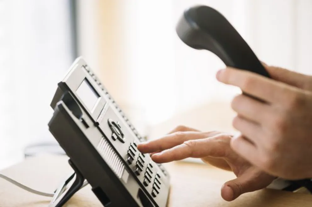 Informan que la línea telefónica 105 está fuera de servicio