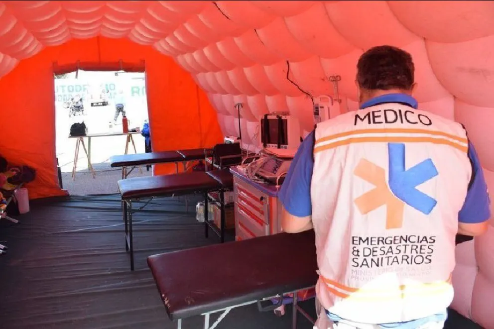 Instalaron un equipo de emergencia para apoyar tareas en el incendio de El Bolsón