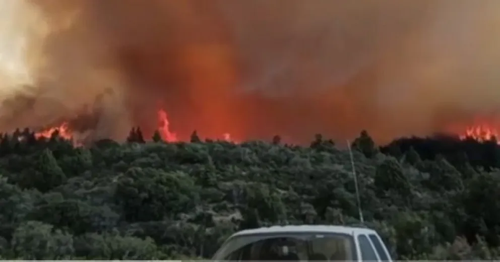 El impresionante video que muestra la magnitud de los focos de incendio en El Bolsón