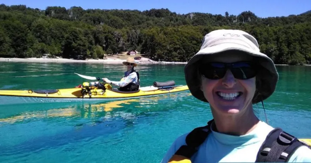 Cheri Harris recorrió América en bicicleta y eligió a Bariloche como su lugar en el mundo