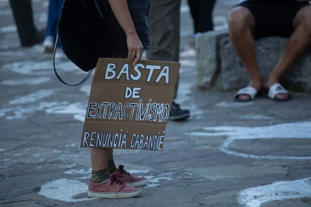 Con y sin banderas políticas: todos contra la megaminería