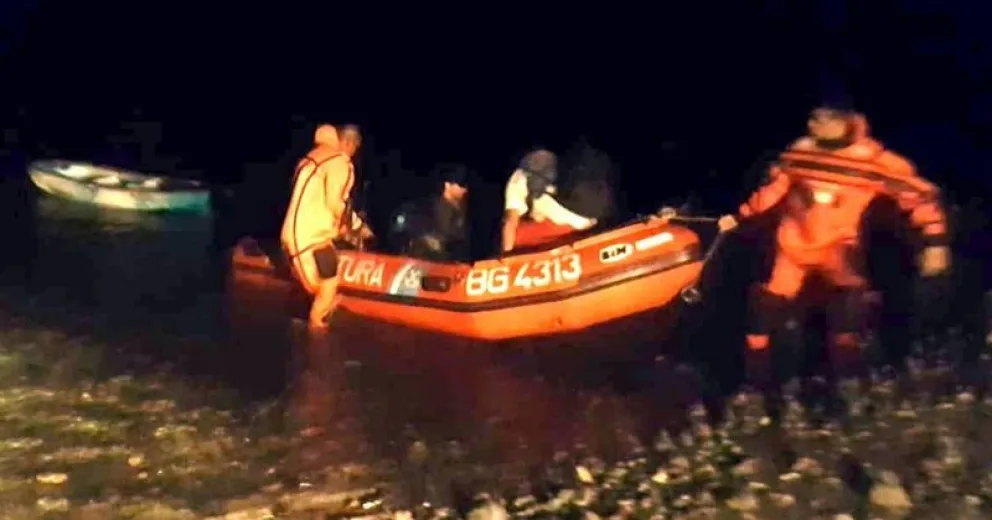 Dos kayakistas tuvieron que ser rescatados en el Nahuel Huapi