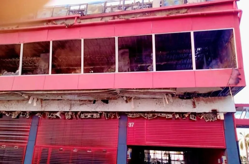 El fuego consumió el 80% del autódromo de Termas de Río Hondo