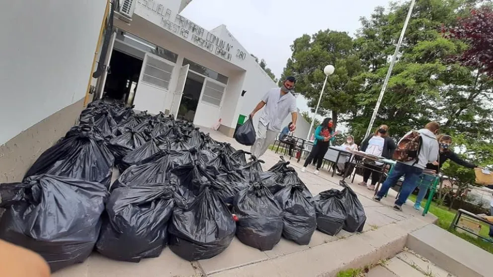 Una prueba de fuego desde hoy con la reincorporación docente a las escuelas