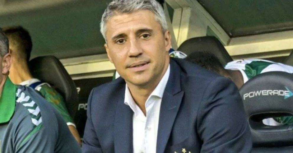 Hernán Crespo renunció al cargo de director técnico de Defensa y Justicia