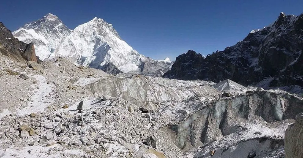 Himalaya: 18 muertos y más 200 desaparecidos tras la ruptura de un glaciar