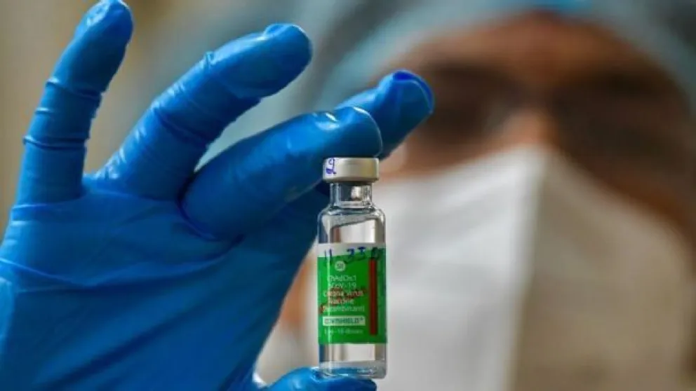 Gobierno autorizó la vacuna “Covishield” contra el Covid fabricada en la India
