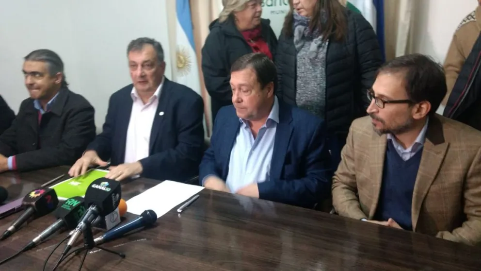 Firmaron aportes del Plan Castello para obras en Bariloche