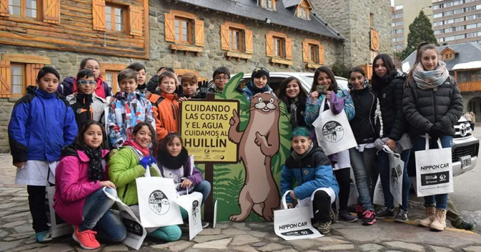 Celebraron por primera vez el “Día del Huillín"