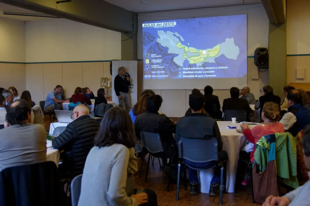 Último encuentro en el Oeste por la Agenda Urbano Ambiental