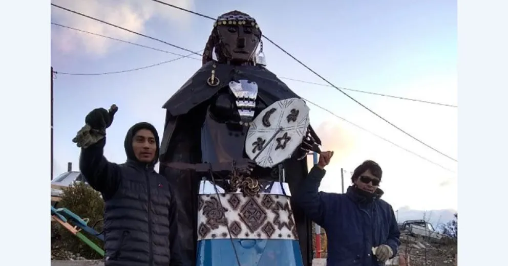 "Unidos por el metal", figuras de herrería en espacios públicos