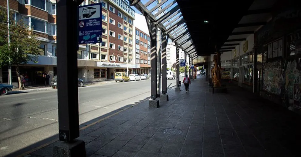 Las paradas sin gente, este jueves por la mañana.