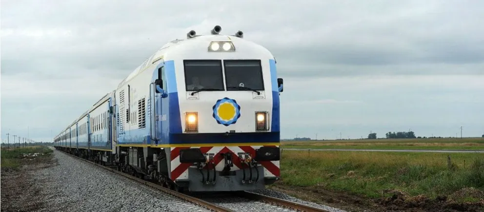 Invitan a un abrazo simbólico a la estación para defender el tren