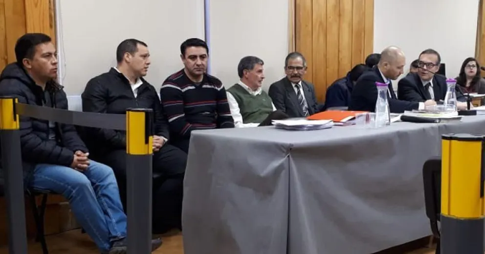 Rechazan intento por detener a policías condenados por las muertes del 17 de junio