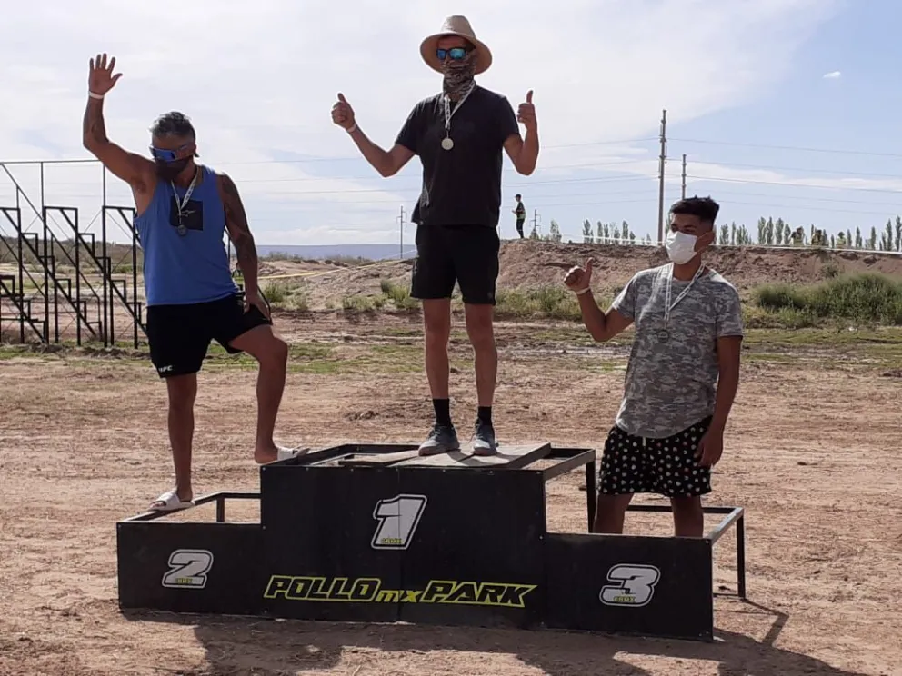Podios barilochenses en Plottier