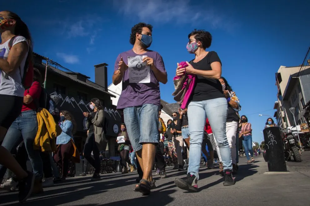 Las voces de los hombres que acompañaron la marcha contra los femicidios