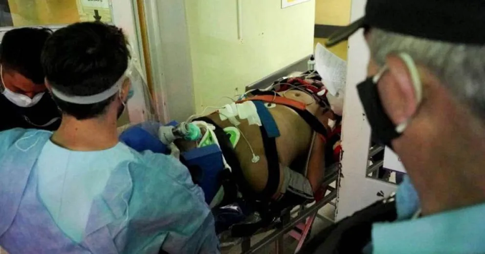 El femicida intentó ahorcarse y está muy grave en el hospital neuquino "Dr. Ramón Carrillo"