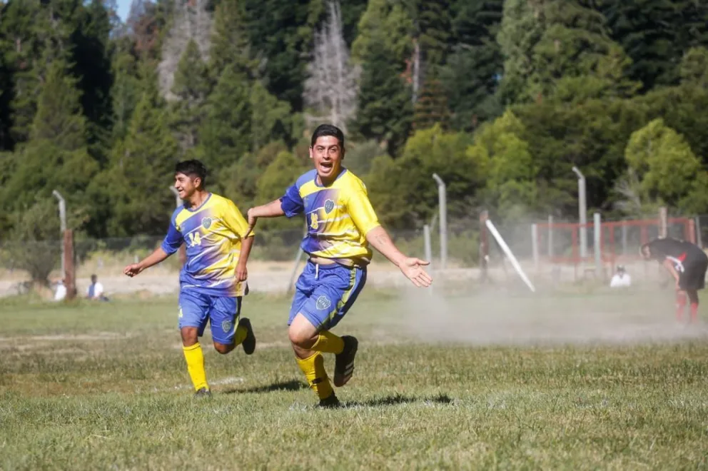 Primera B: arrancan las semifinales