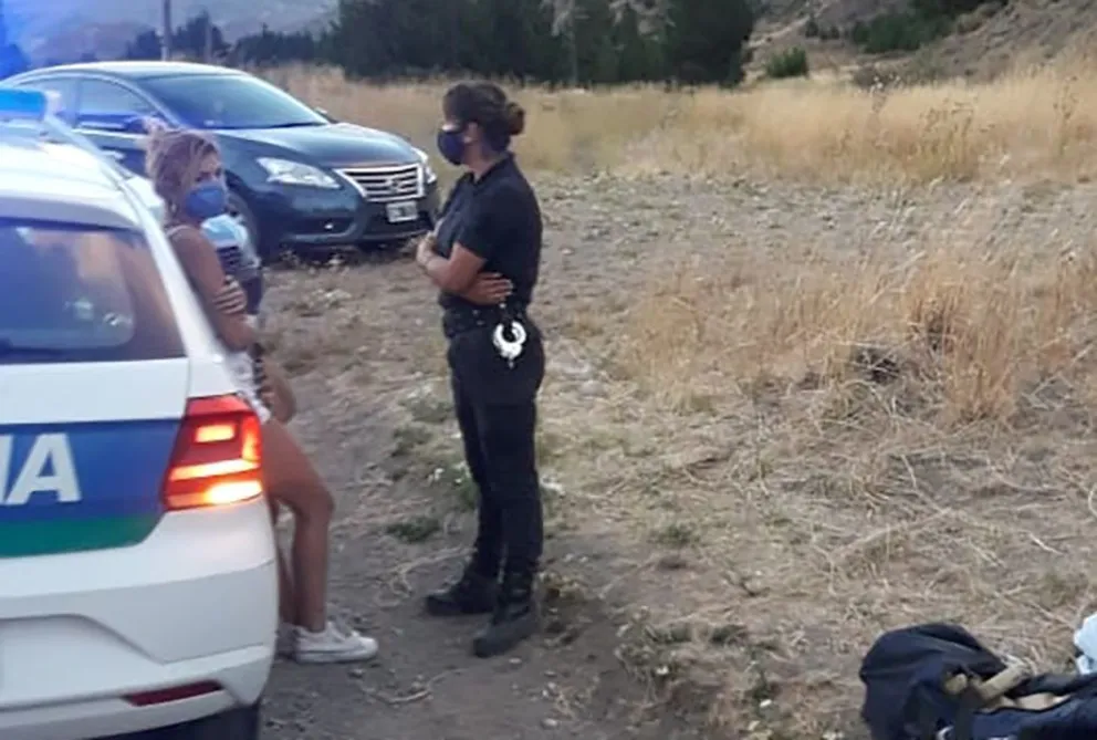 Ascienden a una policía que descubrió 40 kilos de marihuana