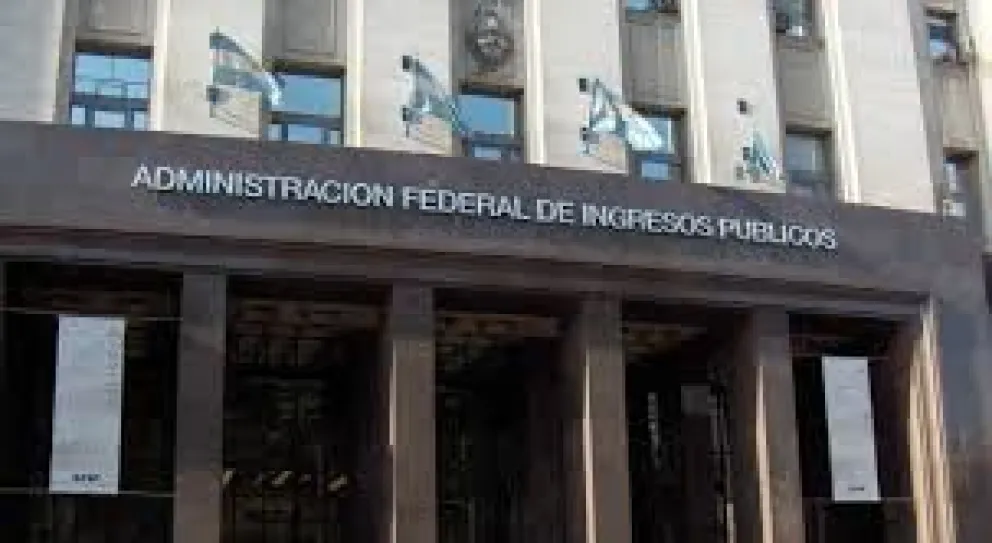 La recaudación aumentó 51,9% y el crecimiento sigue por encima de la inflación