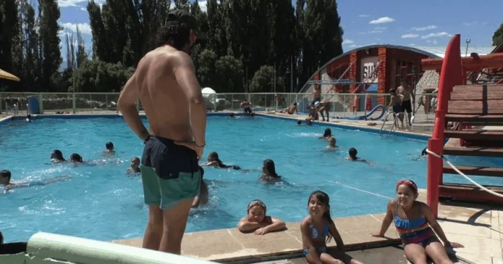 Fin de temporada de la colonia de vacaciones del gremio mercantil