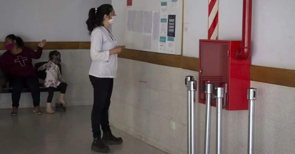 Murieron cinco pacientes y fueron detectados 316 casos nuevos 