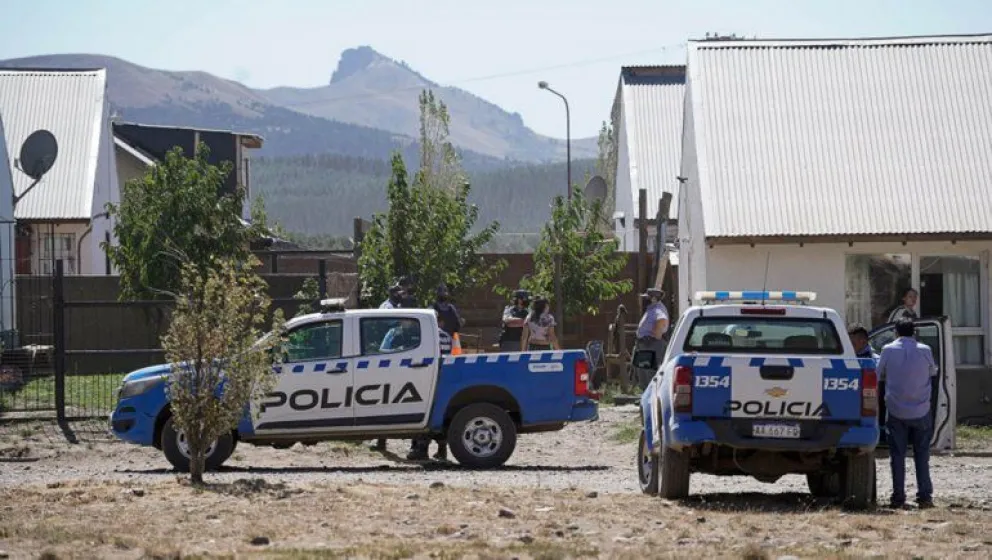 Se desconocieron durante una cena regada de alcohol y lo baleó en la cabeza: un fallecido y un detenido