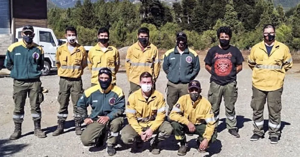 Combaten nuevo incendio forestal en proximidades de El Bolsón