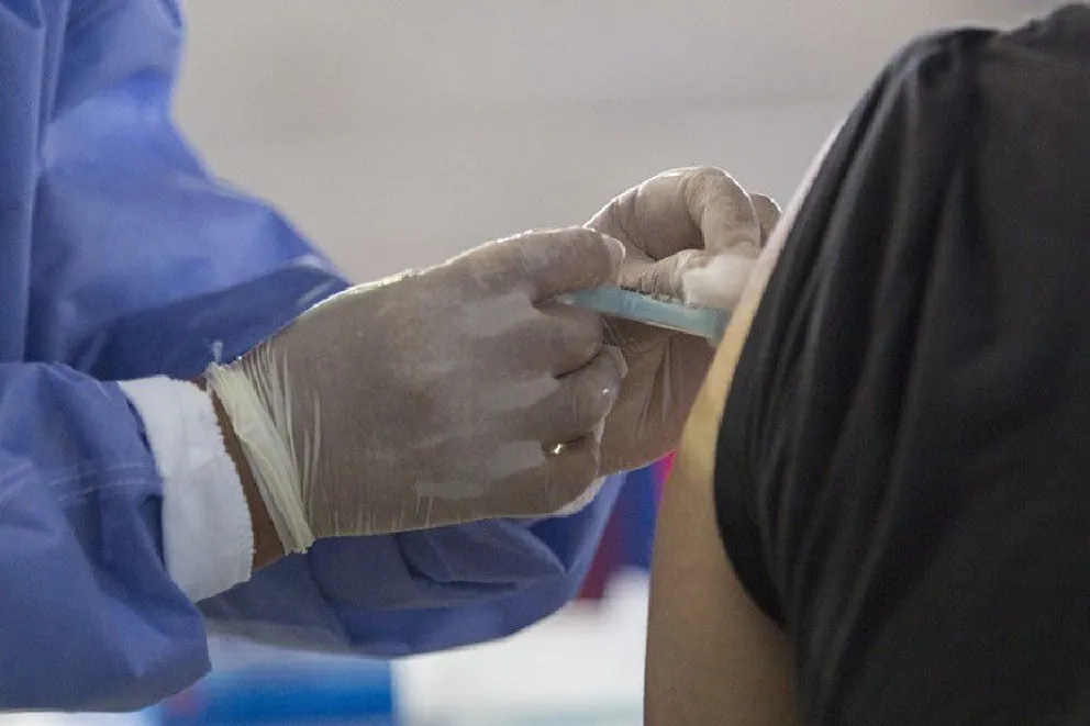 Docentes ya pueden inscribirse para vacunarse contra el coronavirus